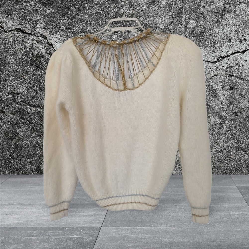 Maurada Vintage Angora Sweater with tags!  Size Medium Excellent condition